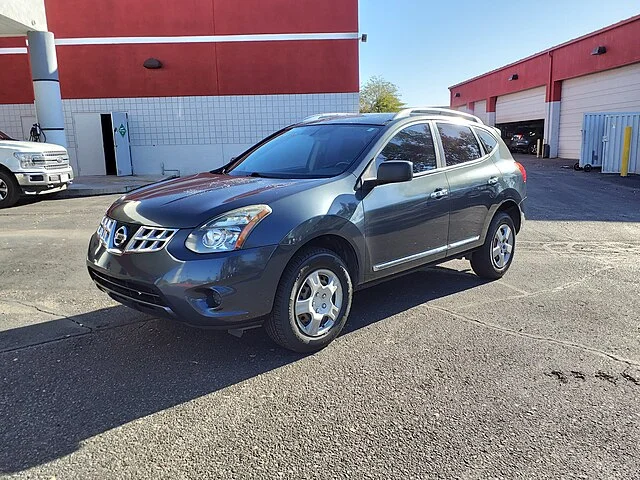 Nissan Rogue Select in a parking lot