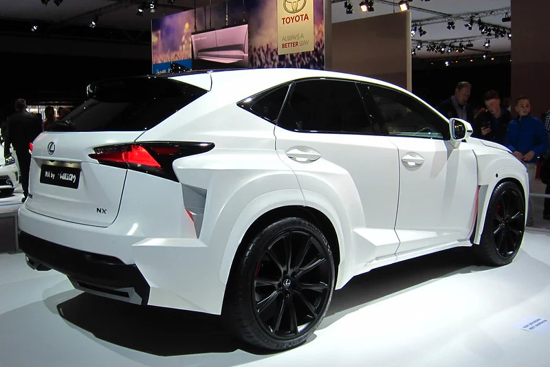 White Lexus NX 