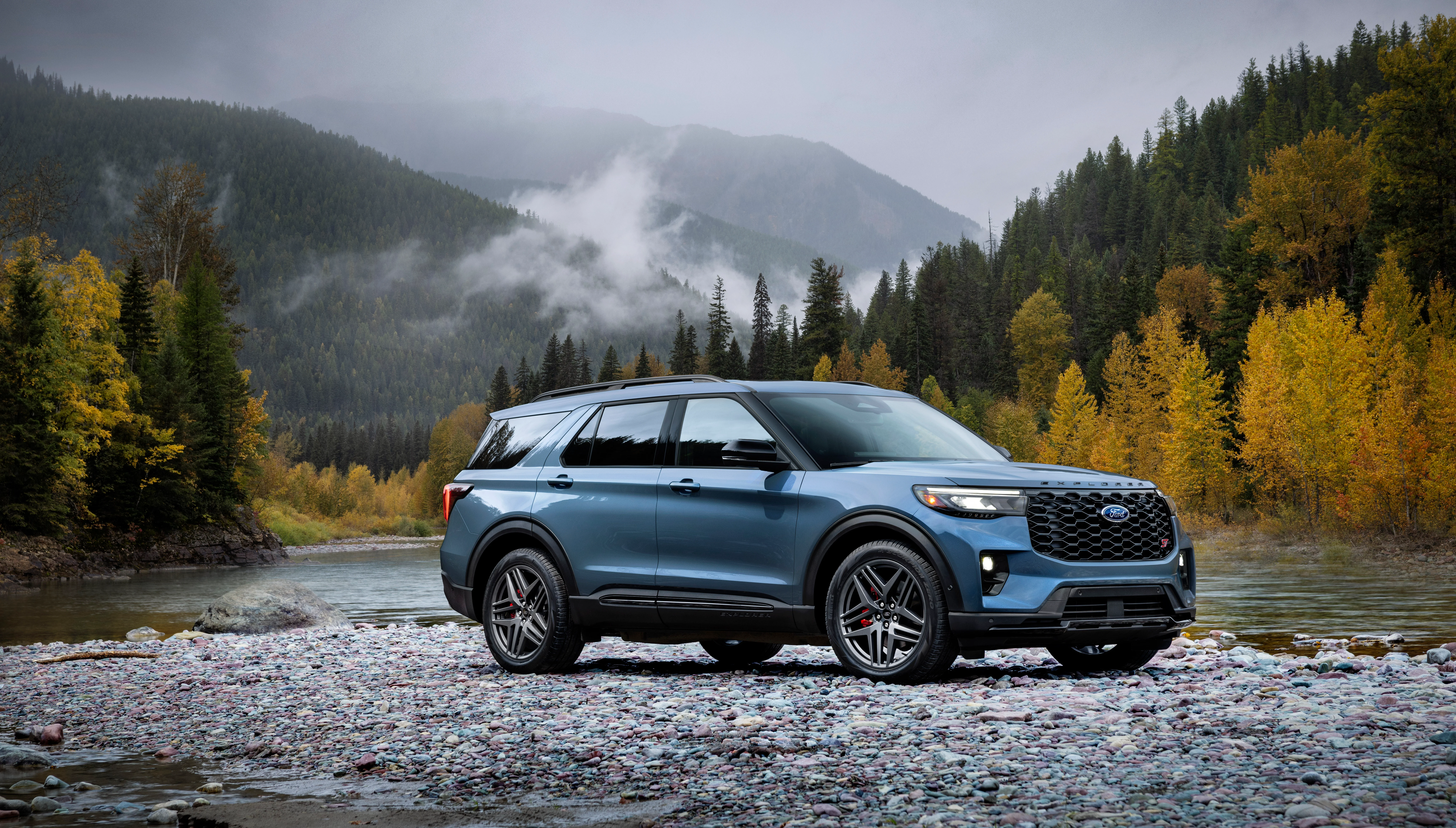 blue 2025 ford explorer