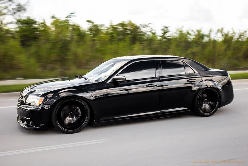 Black Chrysler 300