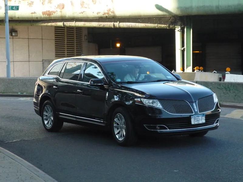 Black Lincoln MKT