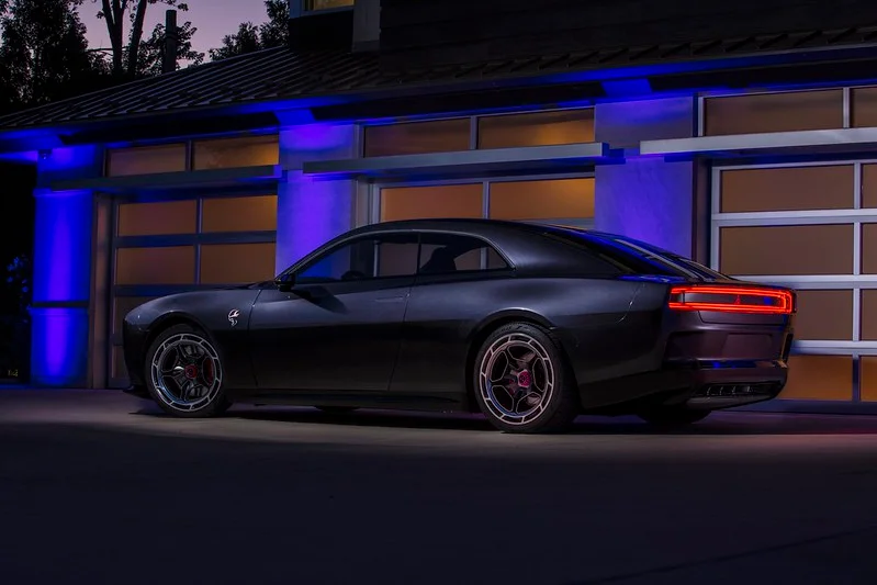 Black 2022 Dodge Charger