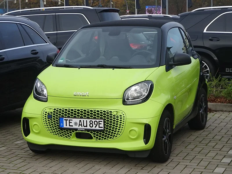 Bright green Smart Fortwo