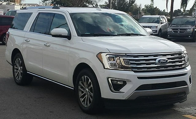 White 2018 Ford Expedition Max 