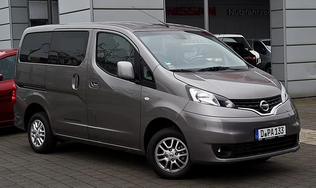 Nissan nv200 hot sale passenger van