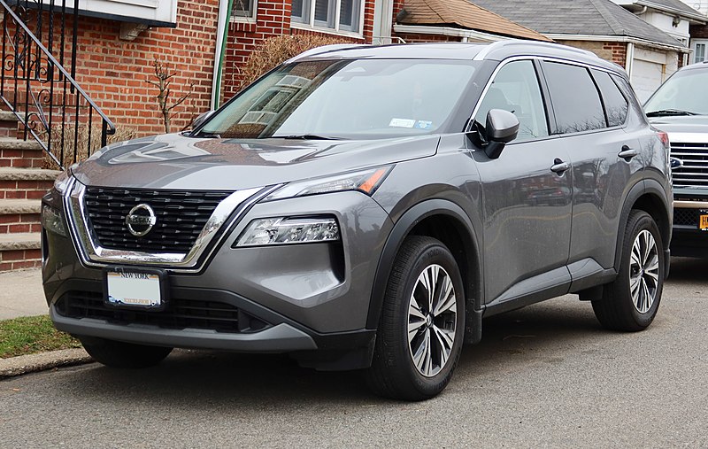 Interested in Leasing a Nissan Rogue? Here's What You Need to Know