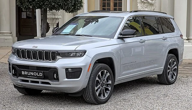 grey jeep grand cherokee l